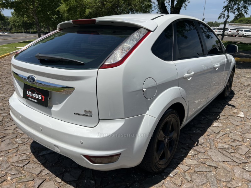 FOCUS 2.0 GHIA 16V FLEX 4P AUTOMÁTICO - 2013 - DOIS IRMãOS