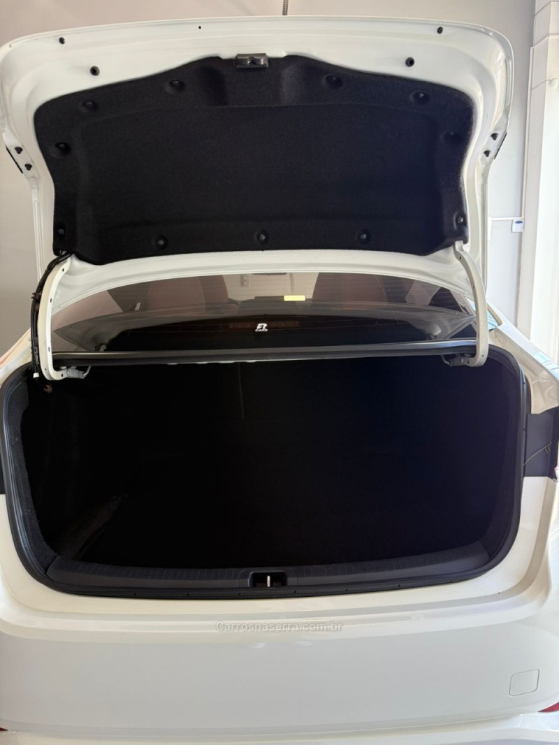 COROLLA 1.8 ALTIS PREMIUM 16V HÍBRIDO 4P AUTOMÁTICO - 2020 - LAJEADO