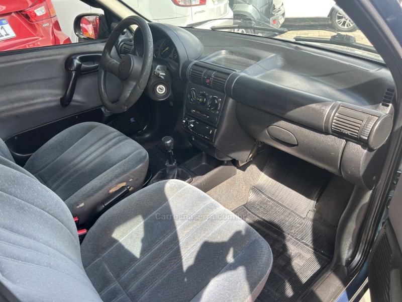 CORSA 1.6 MPFI GL SEDAN 8V GASOLINA 4P MANUAL - 1999 - CAXIAS DO SUL