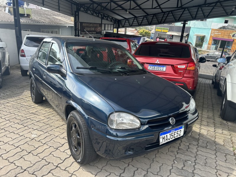 CORSA 1.6 MPFI GL SEDAN 8V GASOLINA 4P MANUAL - 1999 - CAXIAS DO SUL
