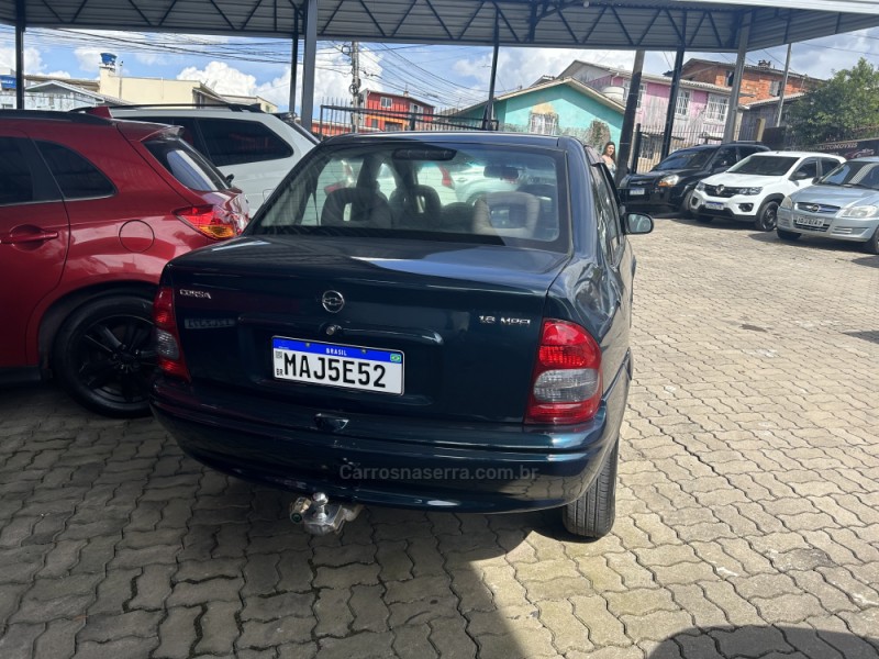 CORSA 1.6 MPFI GL SEDAN 8V GASOLINA 4P MANUAL - 1999 - CAXIAS DO SUL