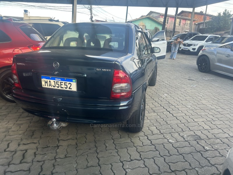 CORSA 1.6 MPFI GL SEDAN 8V GASOLINA 4P MANUAL - 1999 - CAXIAS DO SUL