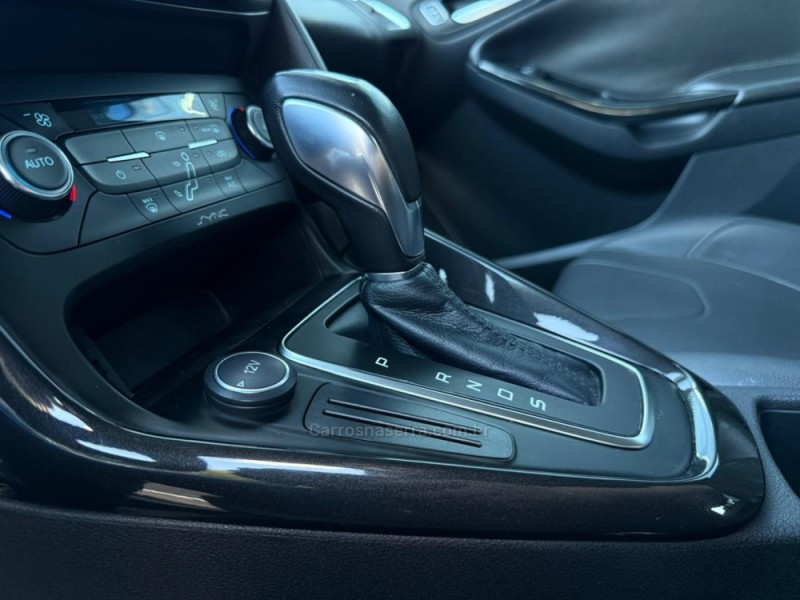 FOCUS 2.0 TITANIUM HATCH 16V FLEX 4P AUTOMÁTICO - 2013 - LAGOA VERMELHA