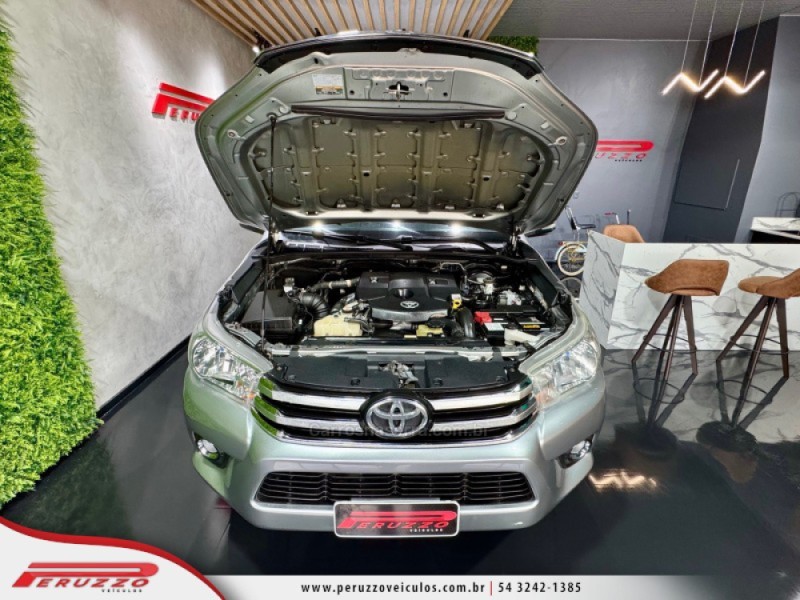 HILUX 2.8 STD 4X4 CD 16V DIESEL 4P MANUAL - 2017 - NOVA PRATA