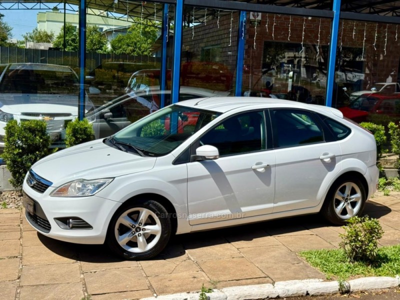 FOCUS 1.6 GLX 8V FLEX 4P MANUAL - 2013 - LAGOA VERMELHA