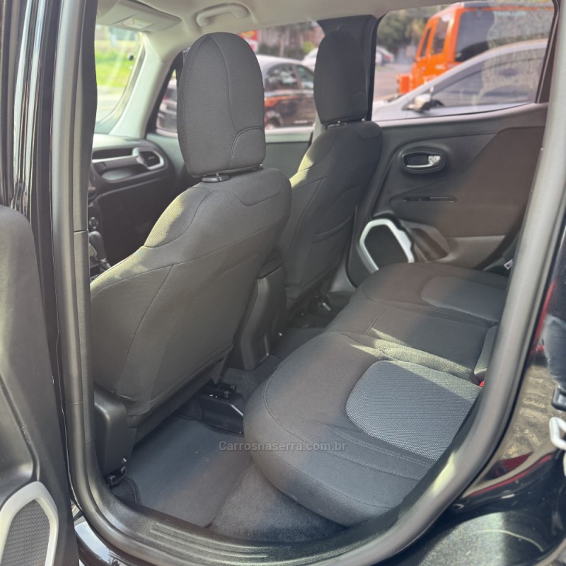 RENEGADE 1.8 16V FLEX 4P AUTOMÁTICO - 2020 - NOVO HAMBURGO