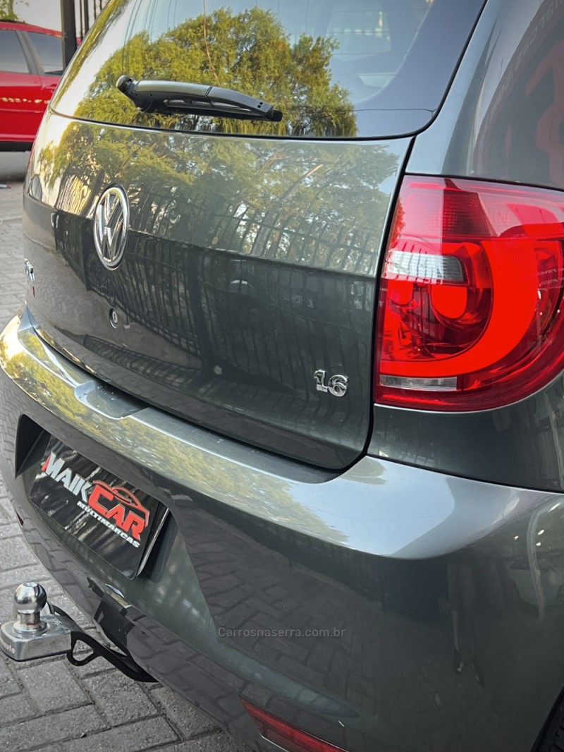 FOX 1.6 MI ITREND 8V FLEX 4P MANUAL - 2014 - ESTâNCIA VELHA