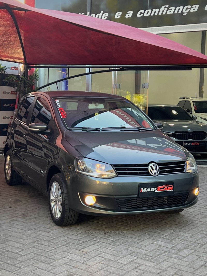 FOX 1.6 MI ITREND 8V FLEX 4P MANUAL - 2014 - ESTâNCIA VELHA
