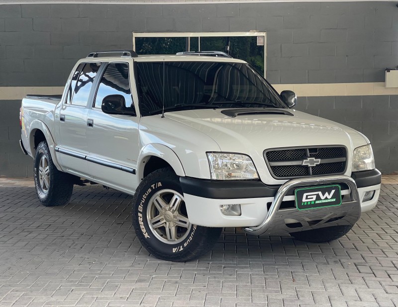 S10 2.8 EXECUTIVE 4X4 CD 12V TURBO INTERCOOLER DIESEL 4P MANUAL - 2006 - CAXIAS DO SUL