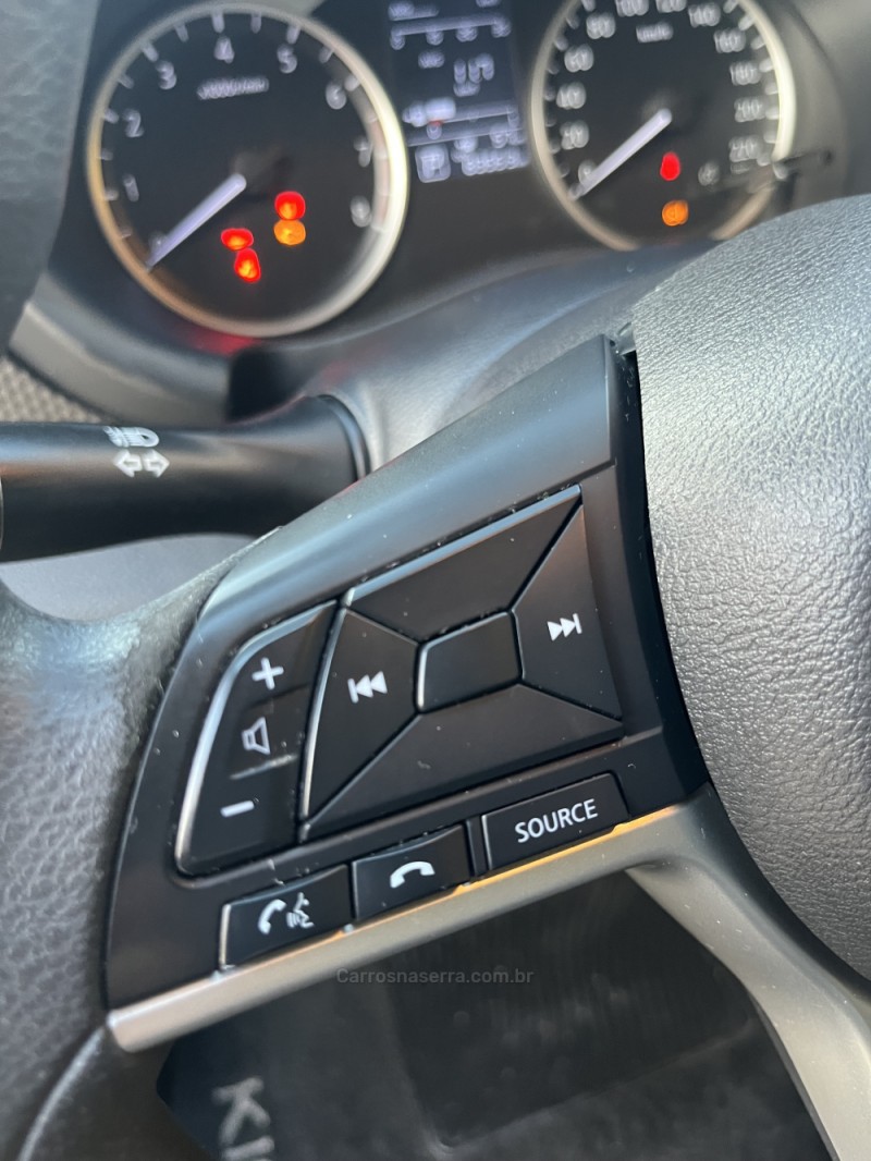 KICKS 1.6 16V FLEX S XTRONIC 4P AUTOMÁTICO - 2018 - CAXIAS DO SUL