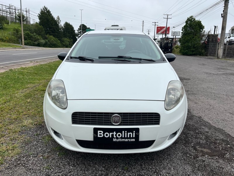 PUNTO 1.4 ATTRACTIVE 8V FLEX 4P MANUAL - 2012 - FARROUPILHA