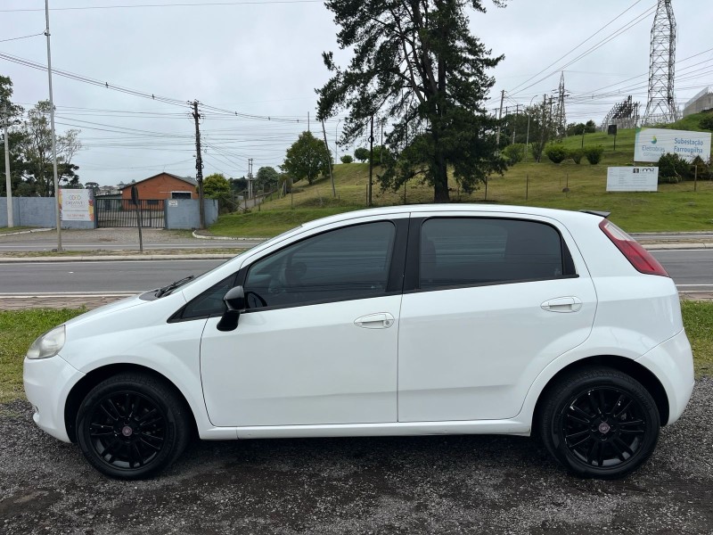 PUNTO 1.4 ATTRACTIVE 8V FLEX 4P MANUAL - 2012 - FARROUPILHA