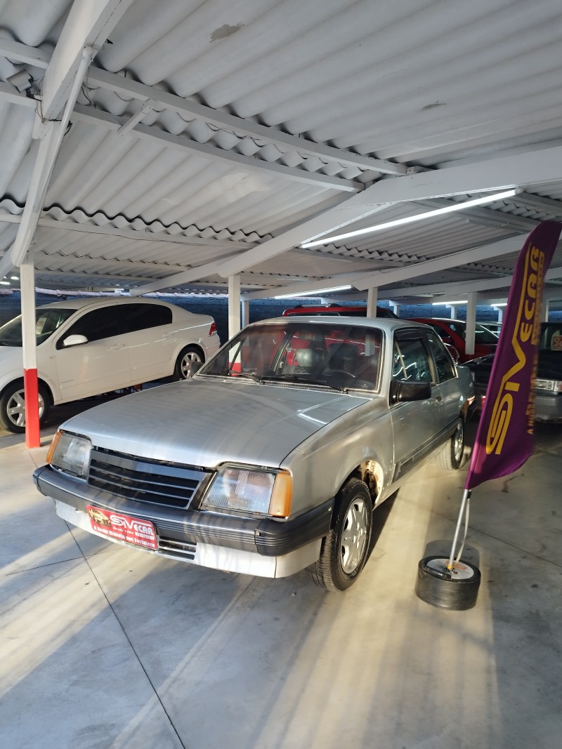 MONZA 2.0 EFI CLASS 8V GASOLINA 2P MANUAL - 1987 - GARIBALDI