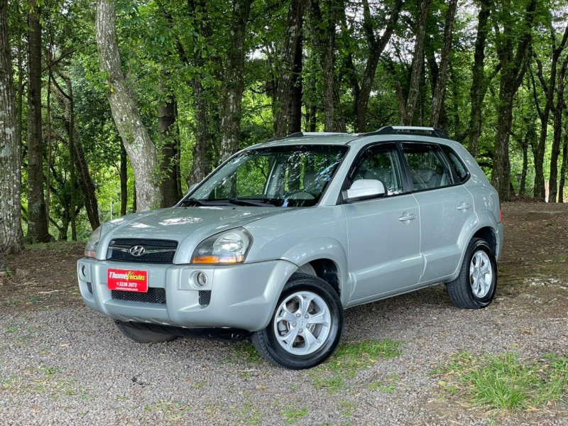 tucson 2.0 mpfi gls 16v 143cv 2wd gasolina 4p automatico 2013 caxias do sul
