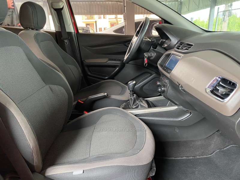 PRISMA 1.4 MPFI LTZ 8V FLEX 4P MANUAL - 2016 - BOM PRINCíPIO