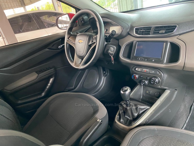 PRISMA 1.4 MPFI LTZ 8V FLEX 4P MANUAL - 2016 - BOM PRINCíPIO