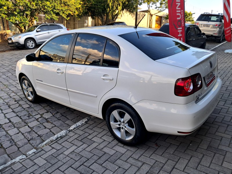 POLO 1.6 MI COMFORTLINE 8V FLEX 4P AUTOMÁTICO - 2014 - CAXIAS DO SUL