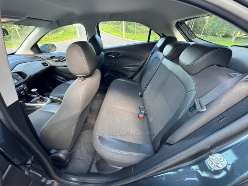 ONIX 1.4 MPFI LT 8V FLEX 4P MANUAL - 2019 - GRAMADO