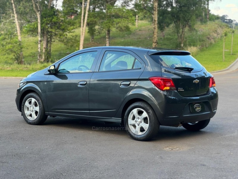 ONIX 1.4 MPFI LT 8V FLEX 4P MANUAL - 2019 - GRAMADO