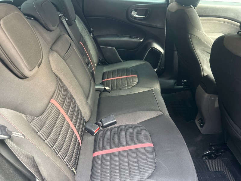 TORO 1.8 16V EVO FLEX FREEDOM AUTOMÁTICO - 2017 - TRêS COROAS