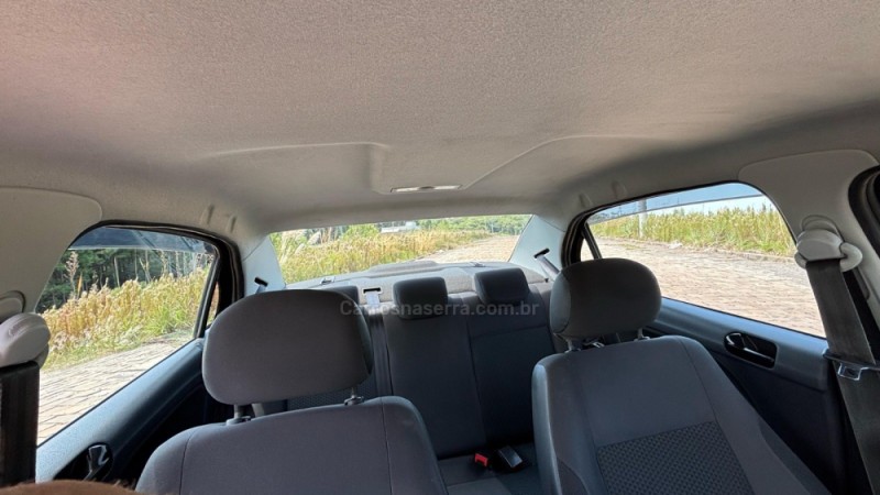 VOYAGE 1.0 12V MPI TOTALFLEX COMFORTLINE 4P MANUAL - 2023 - VILA FLORES