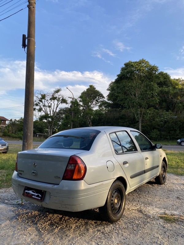 CLIO 1.0 ALIZÉ 16V GASOLINA 4P MANUAL - 2002 - CAXIAS DO SUL