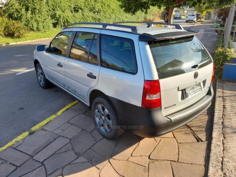 PARATI 1.6 MI TRACK & FIELD 8V FLEX 4P MANUAL G.IV - 2007 - NOVA PRATA