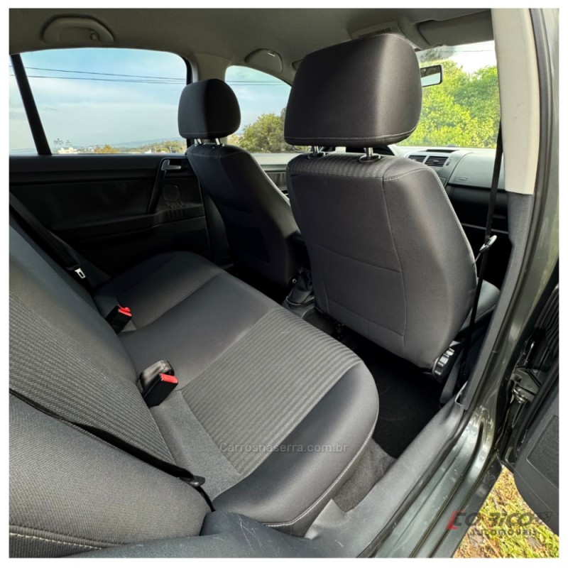 POLO SEDAN 1.6 MI 8V FLEX 4P MANUAL - 2014 - CAMPO BOM