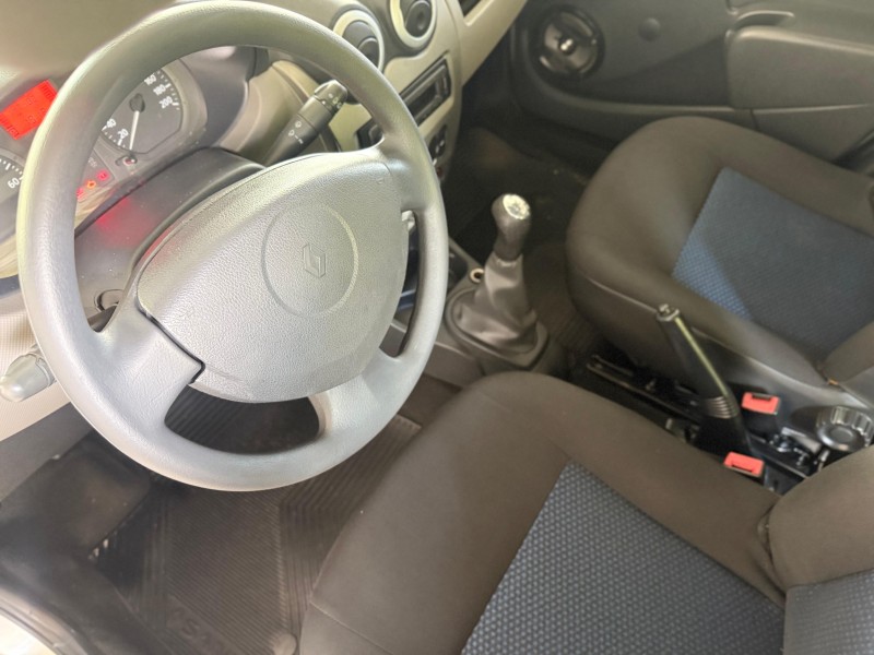 SANDERO 1.0 EXPRESSION 16V FLEX 4P MANUAL - 2011 - CAXIAS DO SUL