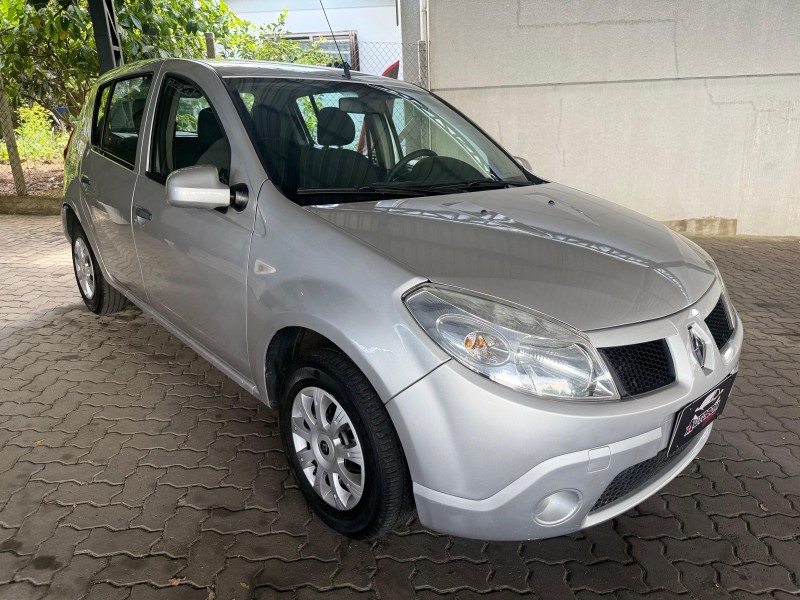 SANDERO 1.0 EXPRESSION 16V FLEX 4P MANUAL - 2011 - CAXIAS DO SUL