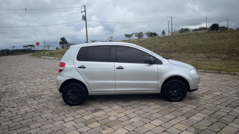 FOX 1.6 MI 8V FLEX 4P MANUAL - 2005 - VILA FLORES