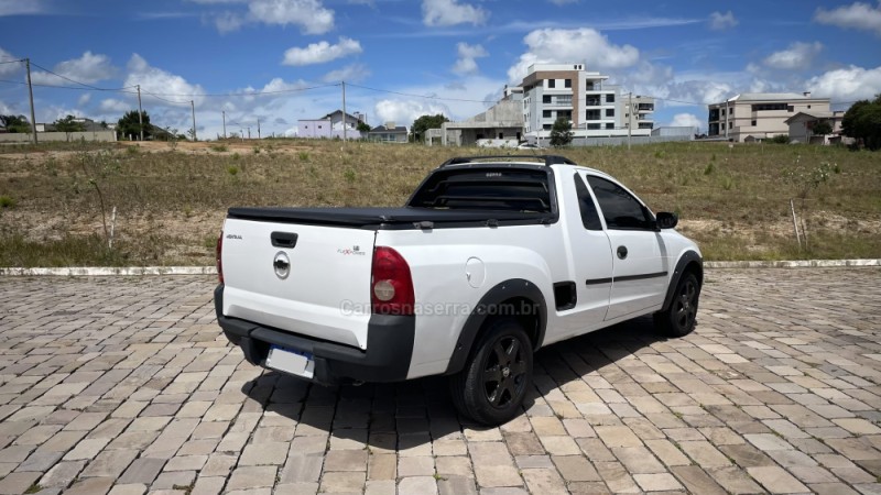 MONTANA 1.8 MPFI CONQUEST CS 8V FLEX 2P MANUAL - 2006 - VILA FLORES