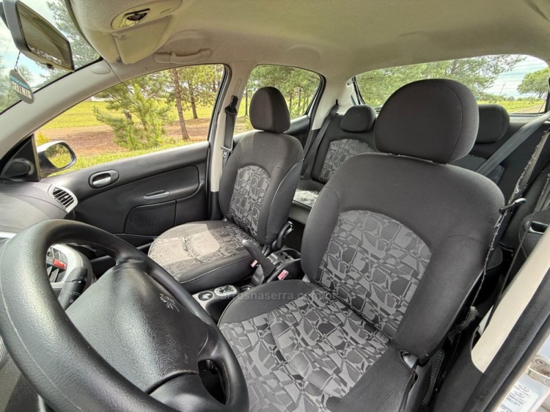 207 1.4 XR SPORT 8V FLEX 4P MANUAL - 2011 - VACARIA