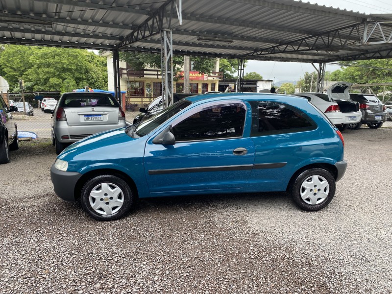 CELTA 1.0 MPFI SUPER 8V GASOLINA 2P MANUAL - 2002 - CAXIAS DO SUL