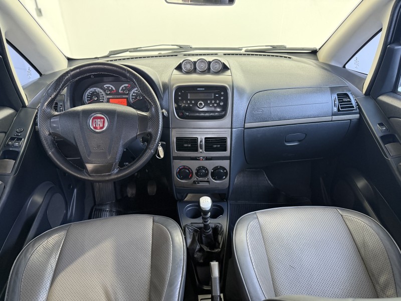 IDEA 1.8 MPI ADVENTURE 8V FLEX 4P MANUAL - 2013 - CAXIAS DO SUL