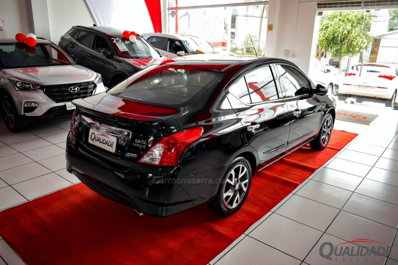 VERSA 1.6 16V FLEX UNIQUE 4P XTRONIC - 2017 - SANTA CRUZ DO SUL