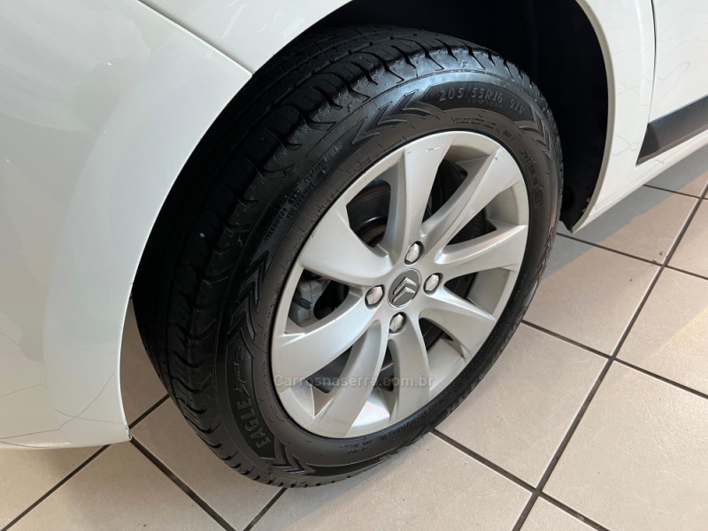 C4 1.6 TENDANCE 16V FLEX 4P MANUAL - 2014 - CAXIAS DO SUL