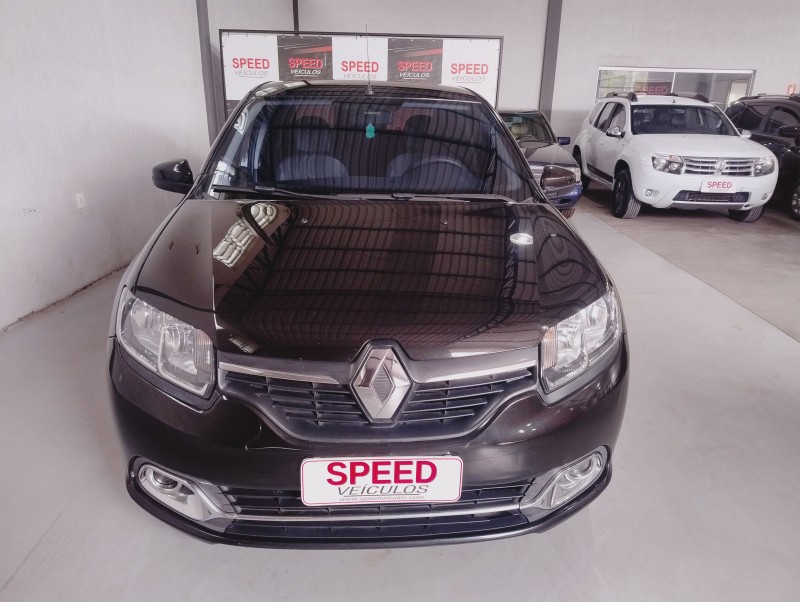 LOGAN 1.6 EXPRESSION 16V FLEX 4P MANUAL - 2017 - SãO SEBASTIãO DO CAí