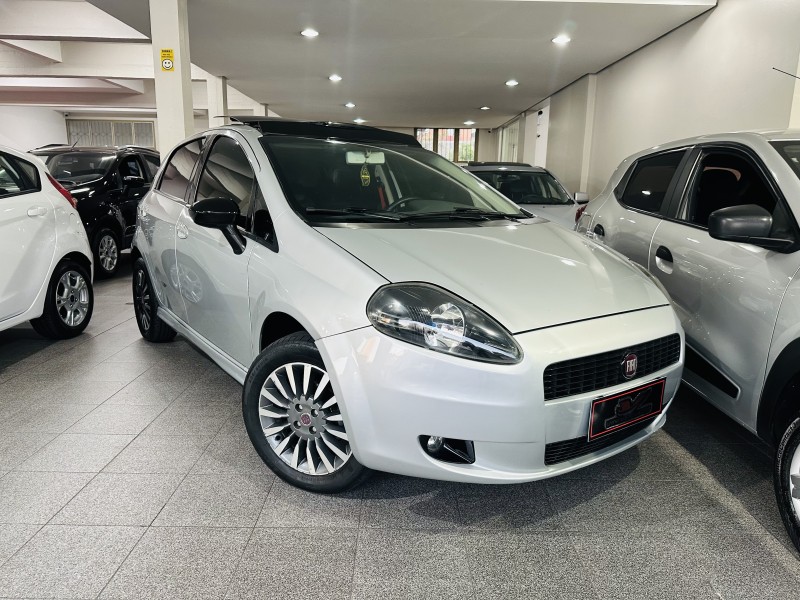 PUNTO 1.8 SPORTING 16V FLEX 4P MANUAL - 2009 - CAXIAS DO SUL