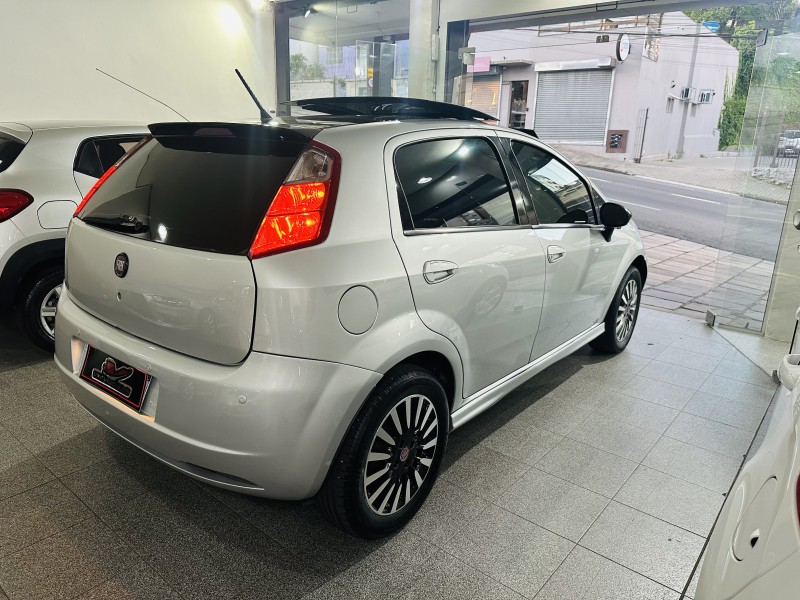 PUNTO 1.8 SPORTING 16V FLEX 4P MANUAL - 2009 - CAXIAS DO SUL