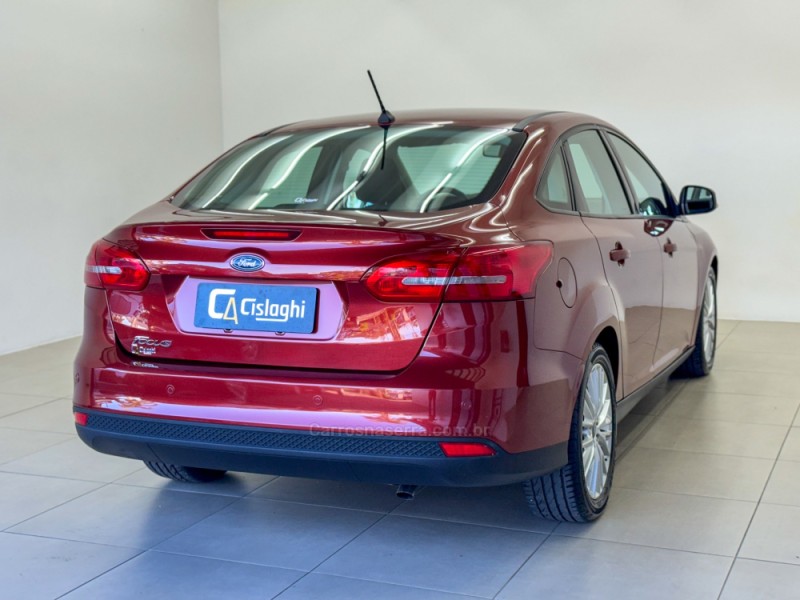FOCUS 2.0 SE SEDAN 16V FLEX 4P AUTOMÁTICO - 2018 - CARLOS BARBOSA