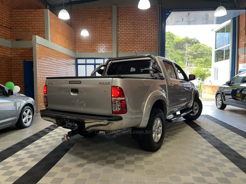 HILUX 2.7 SR 4X2 CD 16V GASOLINA 4P AUTOMÁTICO - 2014 - BENTO GONçALVES