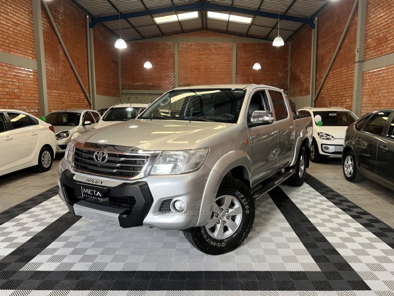 hilux 2.7 sr 4x2 cd 16v gasolina 4p automatico 2014 bento goncalves