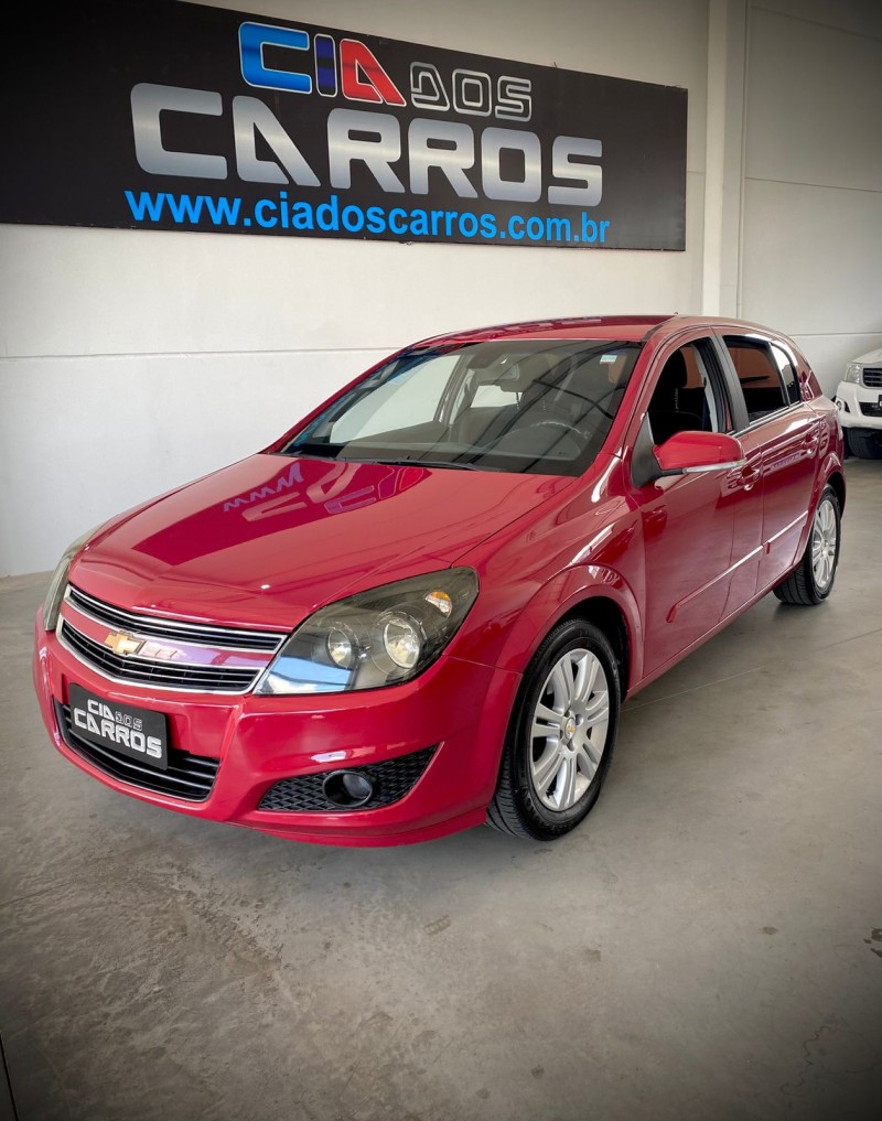 VECTRA 2.0 MPFI GT HATCH 8V FLEX 4P MANUAL - 2010 - LAJEADO