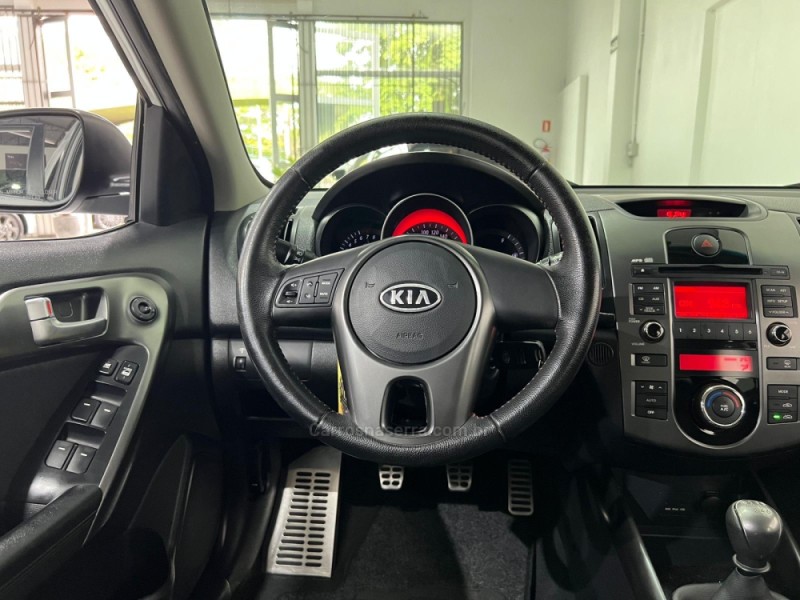 CERATO 1.6 SX3 16V FLEX 4P MANUAL - 2011 - NOVO HAMBURGO