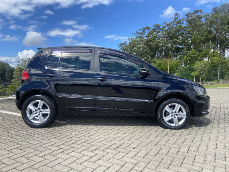 FOX 1.0 MPI COMFORTLINE 12V FLEX 4P MANUAL - 2016 - CAXIAS DO SUL