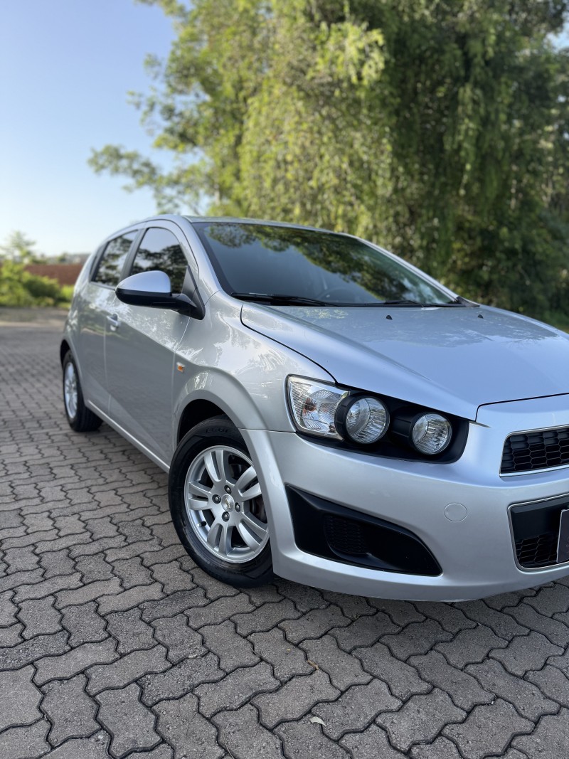 SONIC 1.6 LT 16V FLEX 4P MANUAL - 2014 - ARROIO DO MEIO