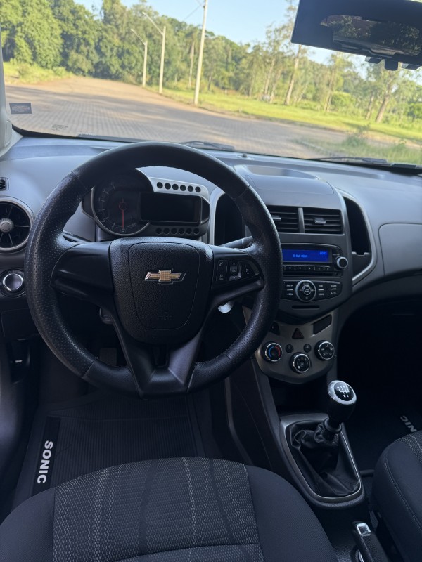 SONIC 1.6 LT 16V FLEX 4P MANUAL - 2014 - ARROIO DO MEIO