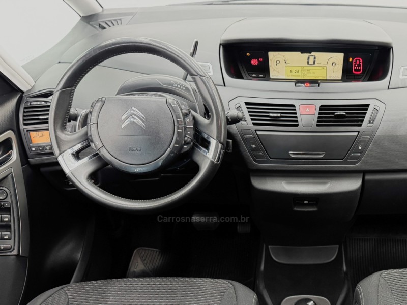 C4 2.0 PICASSO LA LUNA 16V GASOLINA AUTOMÁTICO - 2014 - CARLOS BARBOSA