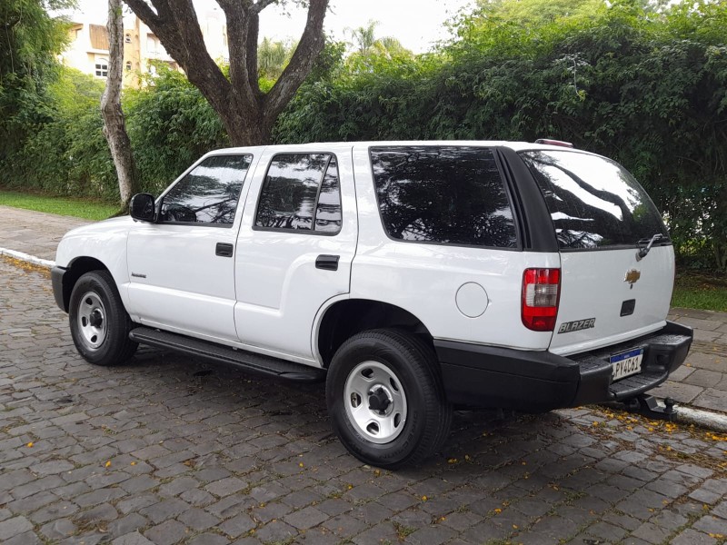 BLAZER 2.4 MPFI ADVANTAGE 4X2 GASOLINA 4P MANUAL - 2011 - FARROUPILHA